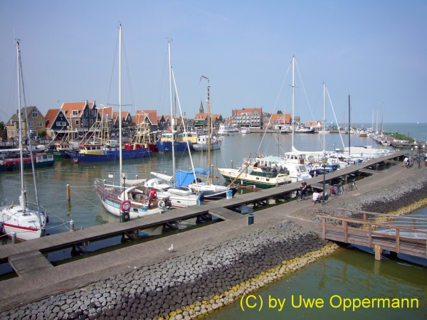 Hafenansicht in Volendam